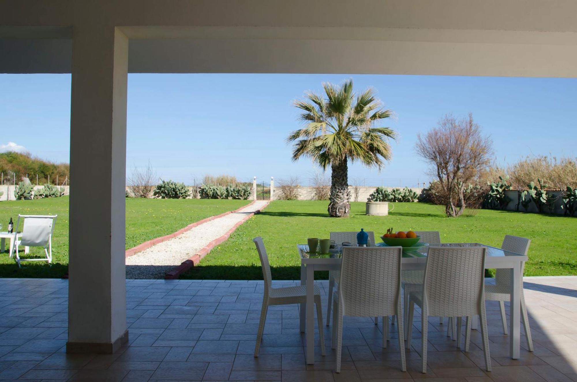 Villa Soleado, Marzamemi - Sea Front Villa Reitani Esterno foto